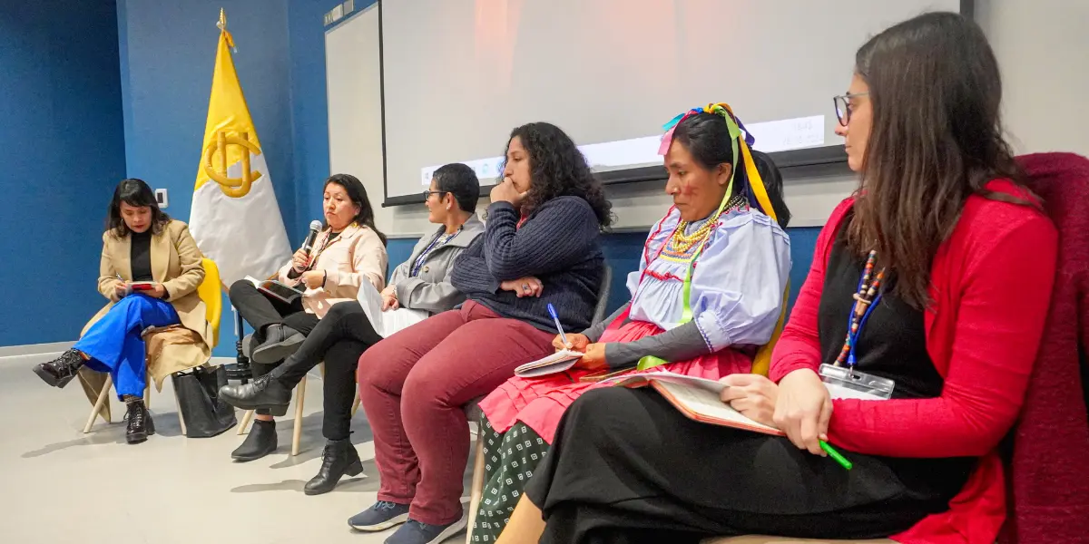 Mesa redonda femenina: Lideresas indígenas y expertas debaten sobre la justicia climática